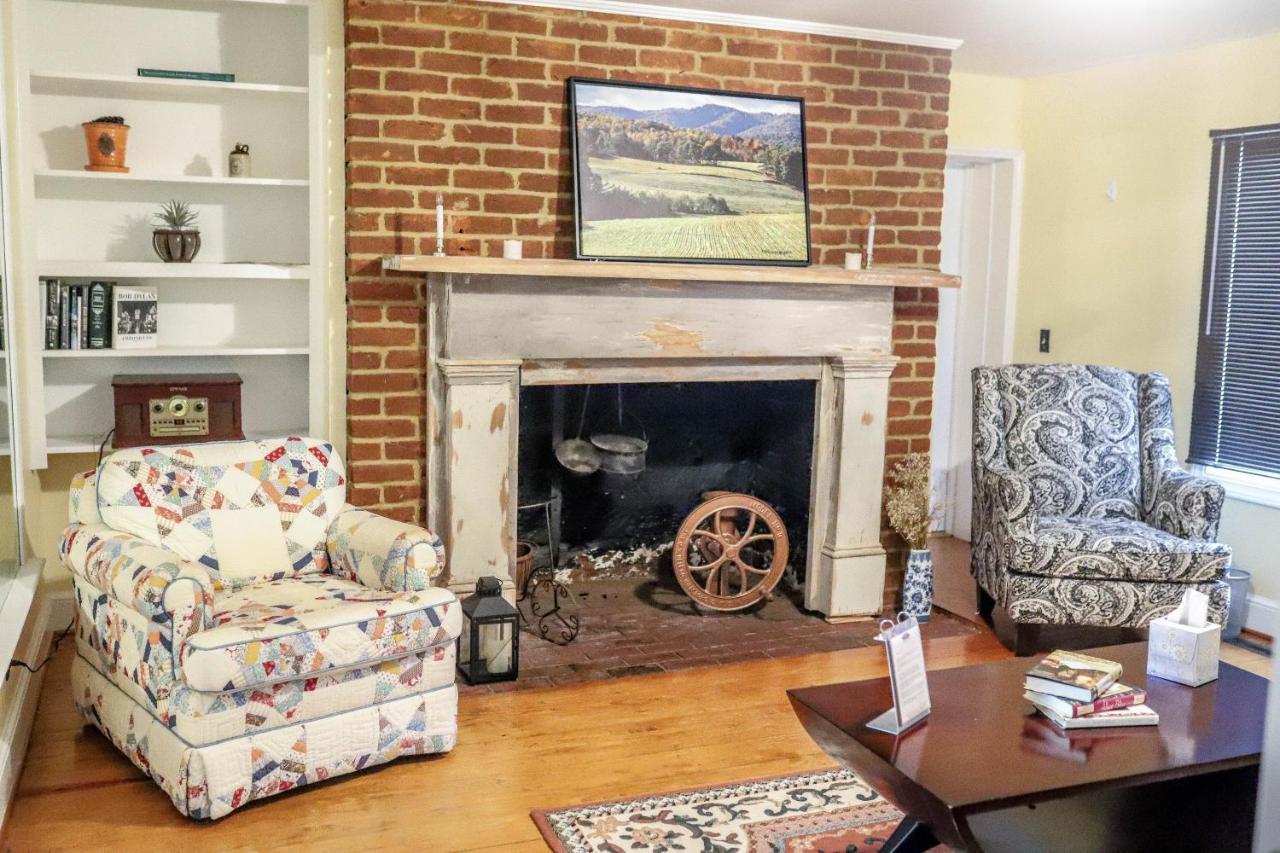 Early Inn At The Grove Rocky Mount エクステリア 写真